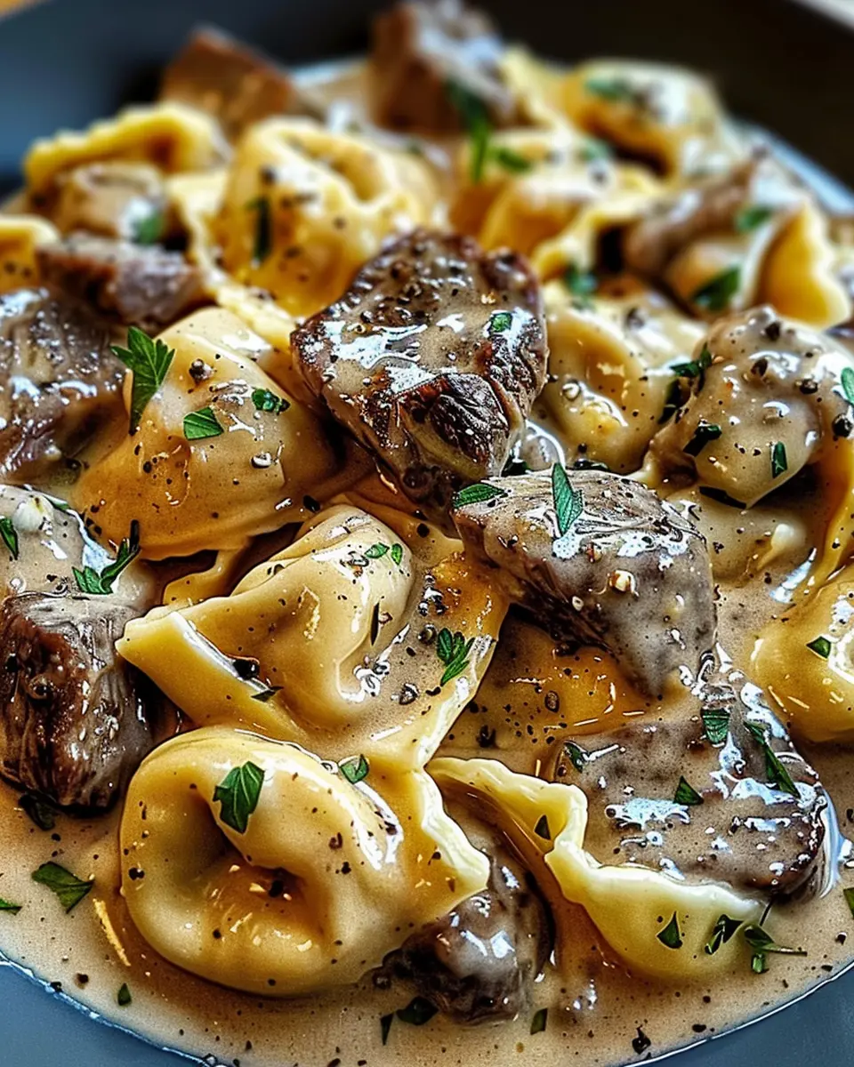 Cracked Garlic Steak Tortellini: Indulgent Creamhouse Sauce Bliss